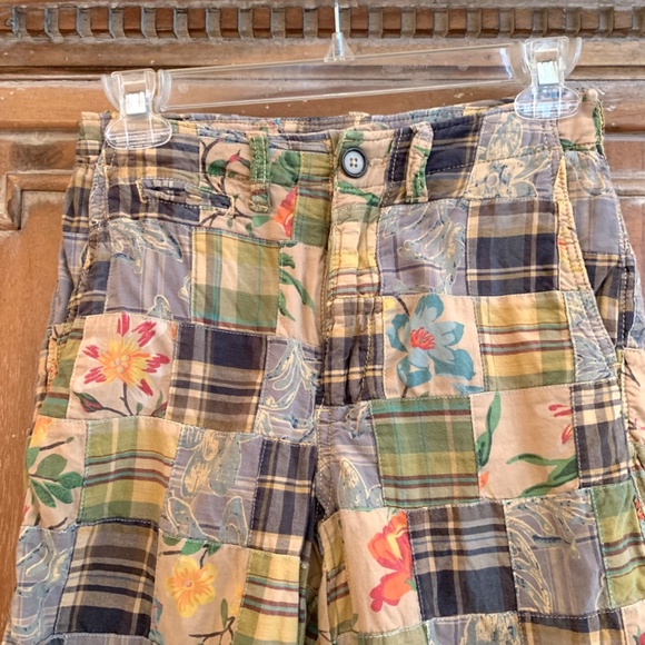 GAP Boys Hawaiian Patchwork Shorts Size 12 Slim - Picture 2 of 5